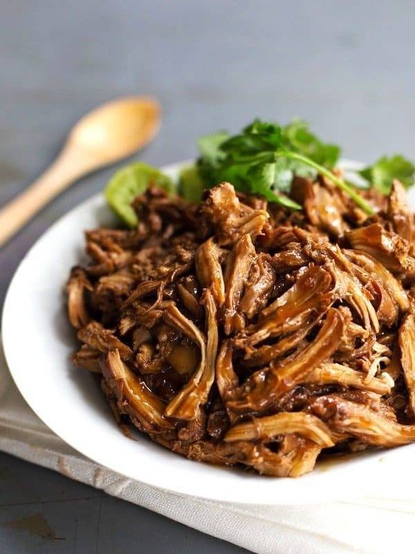 Honey Glazed Crockpot Chicken Adobo - simple pantry ingredients, hardly any hands-on time, 200 calories. | https://no-exerci.today