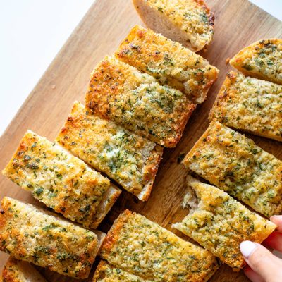 A picture of House Favorite Garlic Bread
